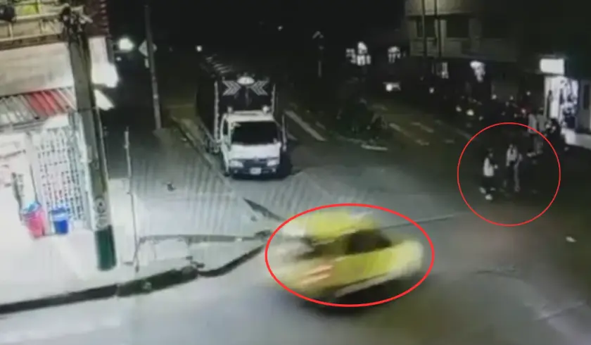 taxista arrolla 11 personas Bogotá