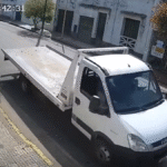 camionero aplasta motociclista